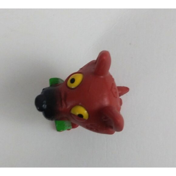 The Ugglys Pet Shop Series 1 Grossest Brown Germy Shepherd - Picture 5 of 6